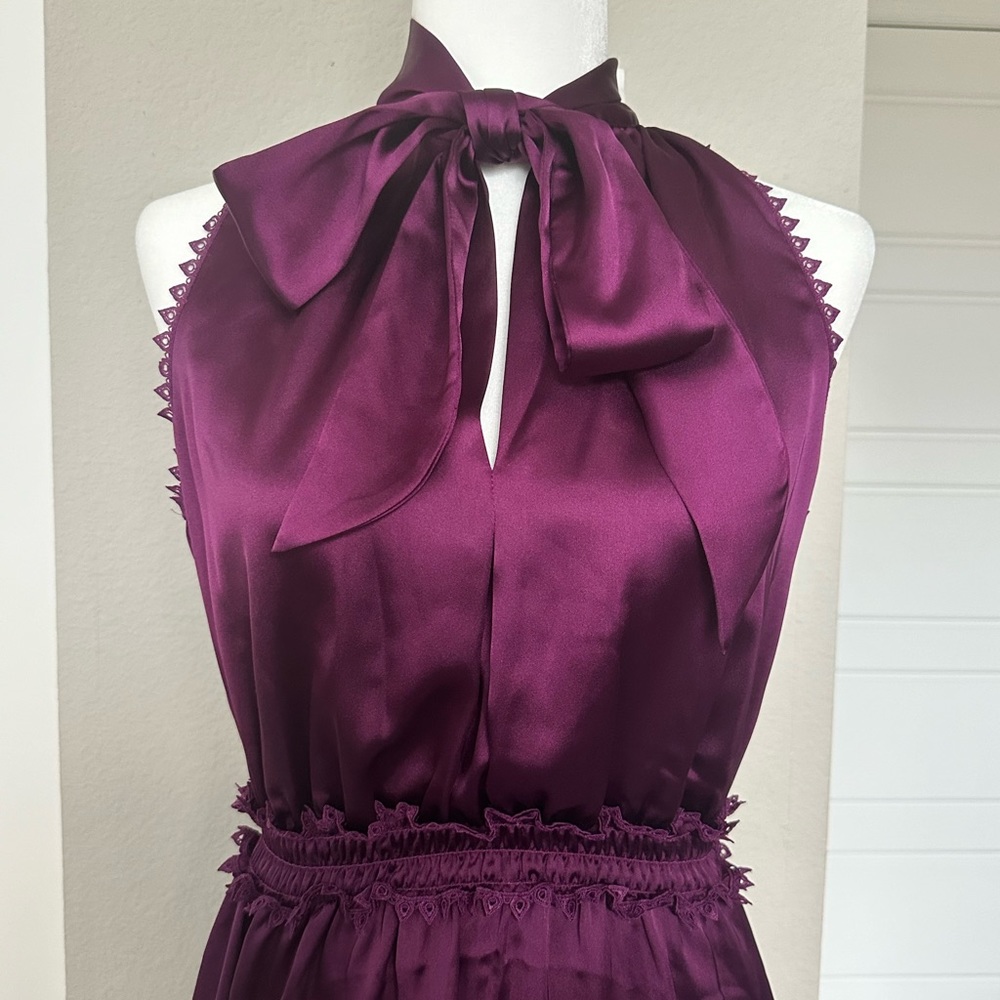 Max Studio satin dress - Picture 2 of 10